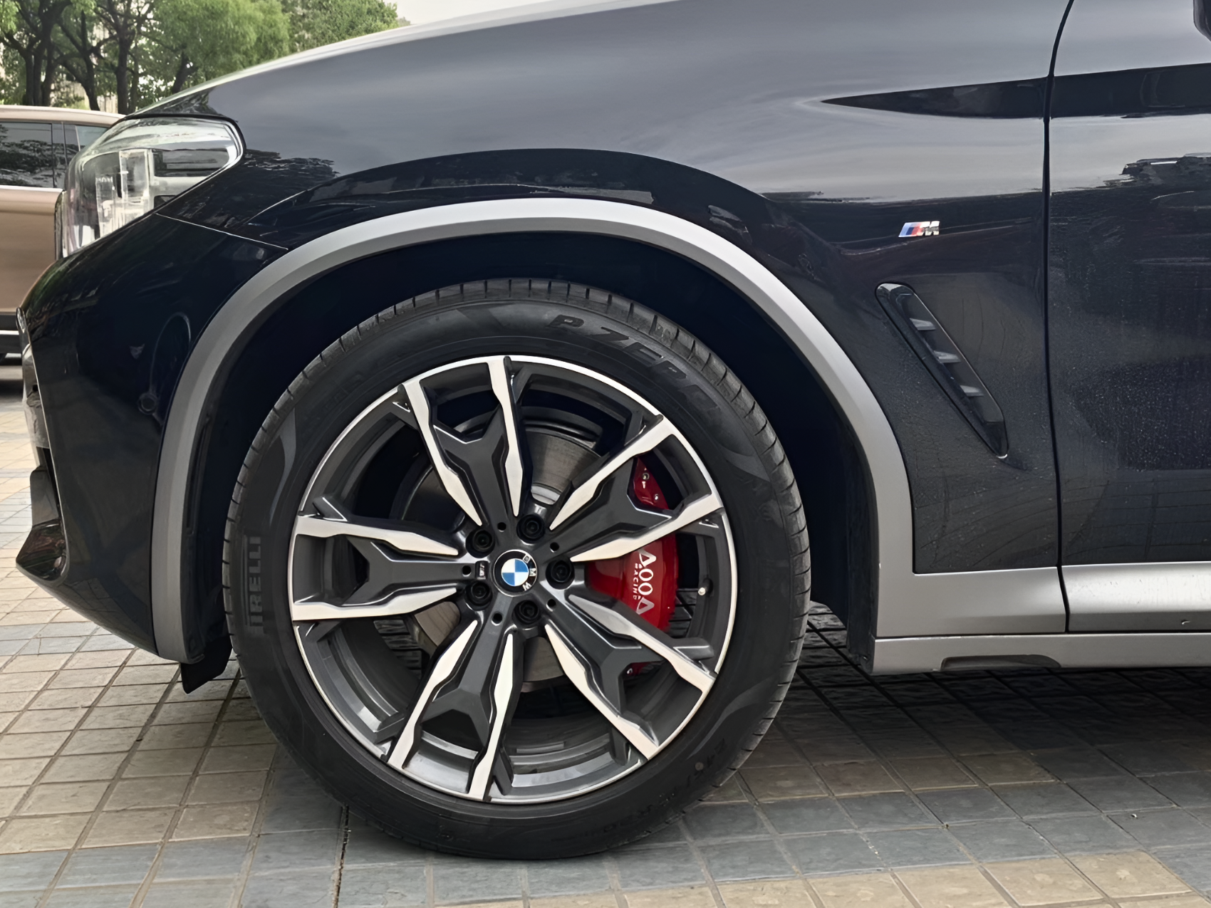 BMW