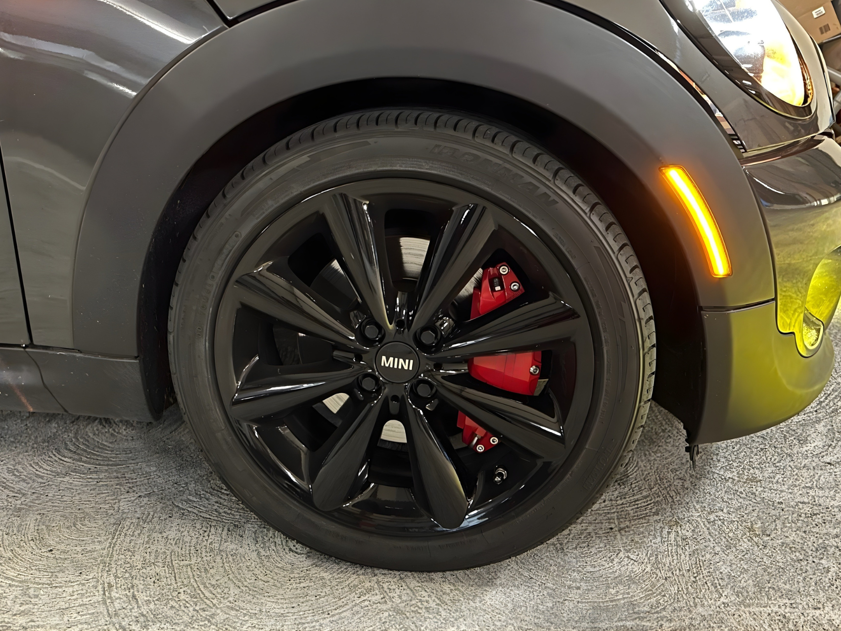 Mini
