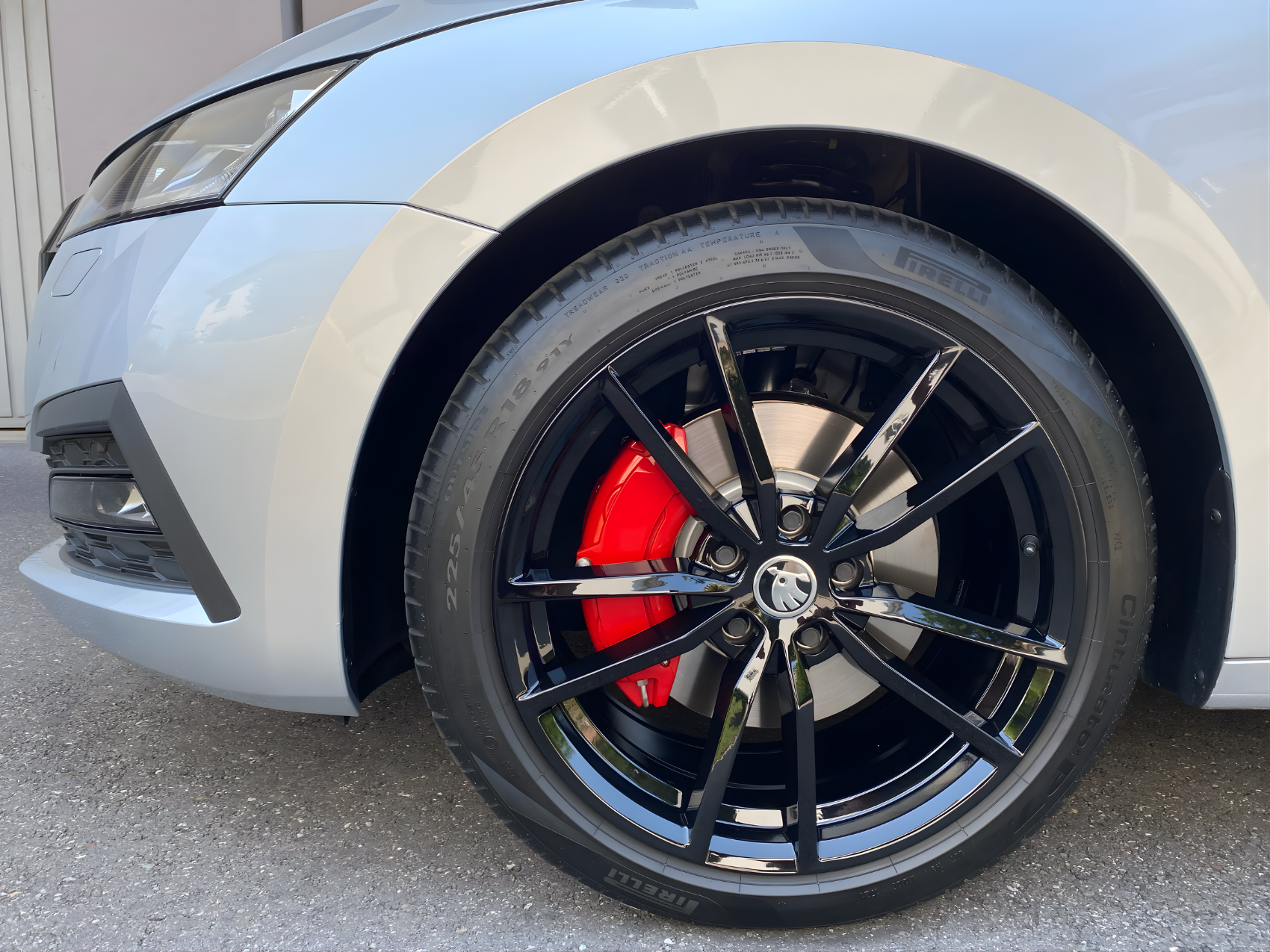 AOOA Accessories & Merchandise Brake Caliper Cover Skoda Models